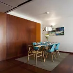 Charming 2-bedroom In The Centre Appartamento Lisbona