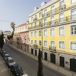Charming 2-bedroom In The Centre Appartamento *