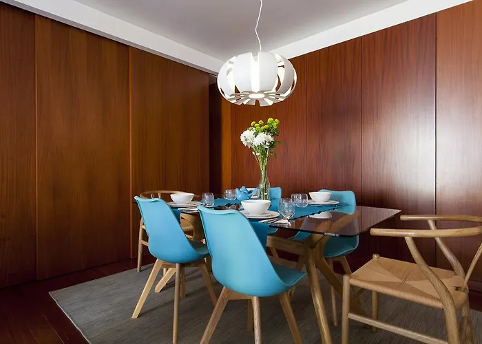 Charming 2-bedroom In The Centre Lejlighed *