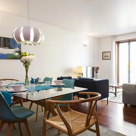 Charming 2-bedroom In The City Centre * Lisbon